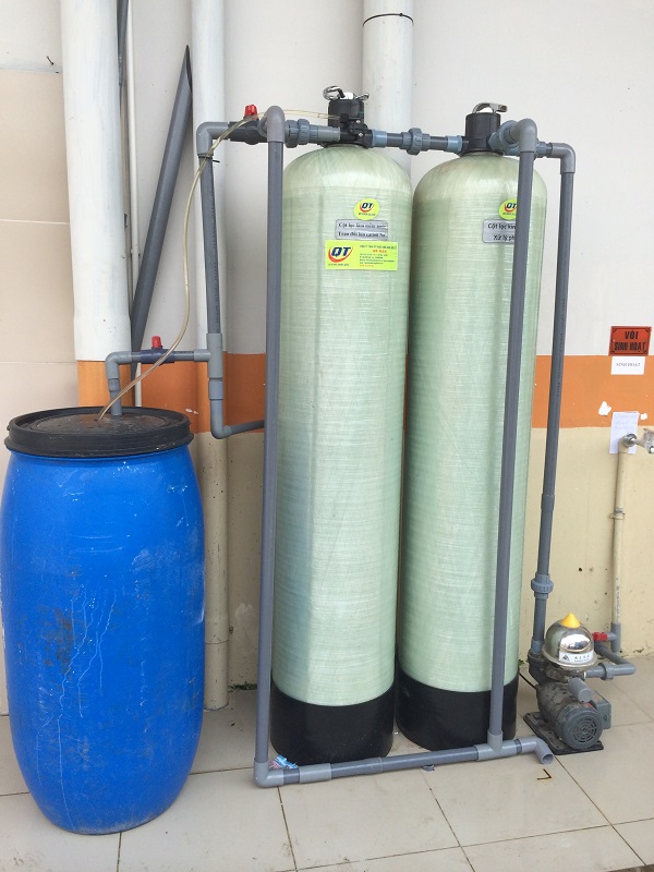 Phương pháp trao đổi ion làm mềm nước cứng