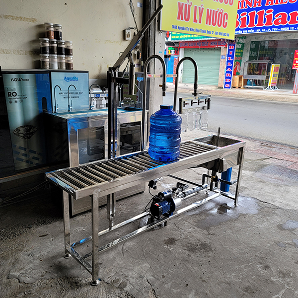 Chất liệu bằng inox 304